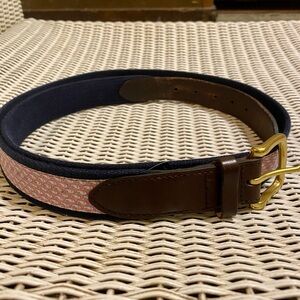Vineyard Vines Club Belt Size 40